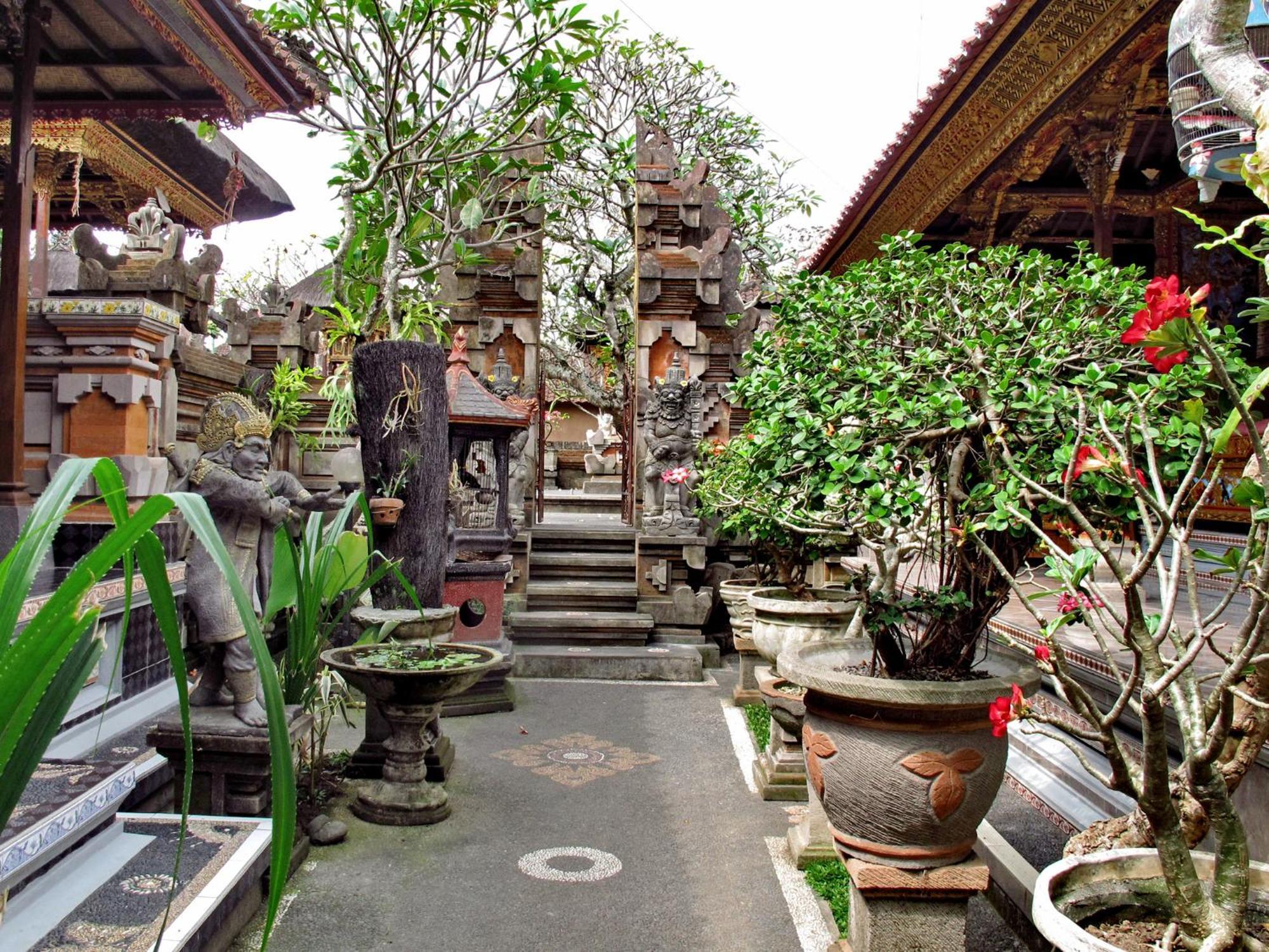 Angga Homestay Ubud Exteriör bild