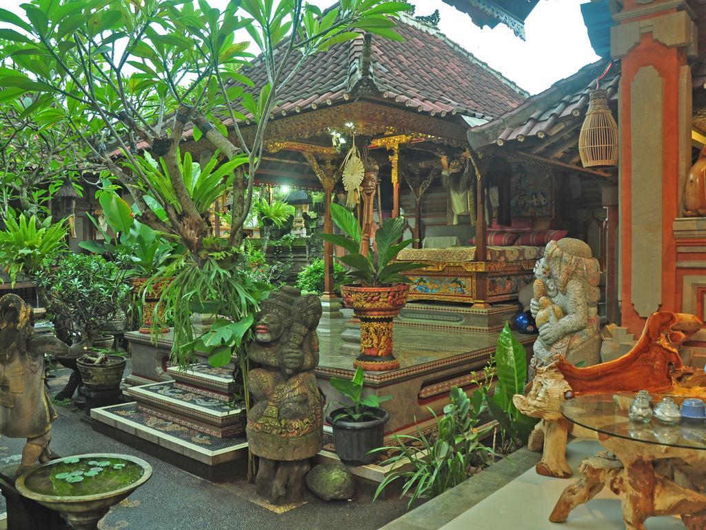 Angga Homestay Ubud Exteriör bild